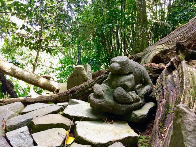 Salah satu bukti peradaban tua yang ditemukan di SItus Lingga, lereng Gunung Ciremai. Foto: Kuswandono - Balai TN Gunung Ciremai