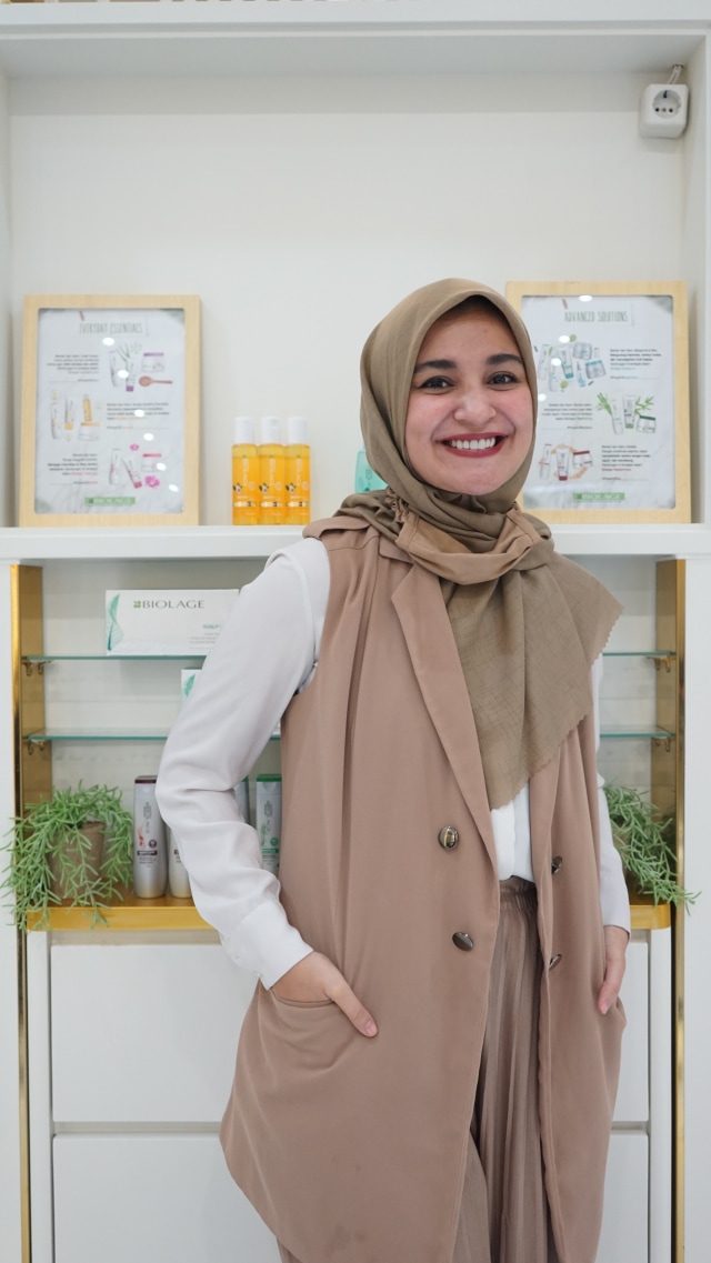 Cerita Shireen Sungkar yang beranikan diri pergi ke salon. Foto: Biolage Indonesia