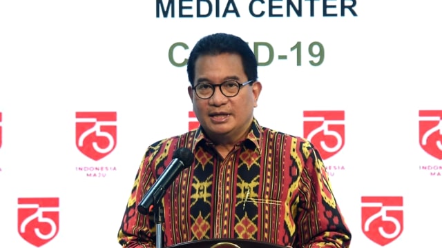 Juru Bicara Satuan Tugas Penanganan COVID-19 Prof Wiku Bakti Bawono Adisasmito memberikan keterangan pers di Kantor Presiden, Jumat (24/7). Foto: Biro Pers Sekretariat Presiden