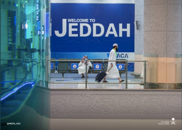 Jemaah haji 2020 tiba di Bandara Jeddah untuk kemudian dibawa ke Makkah. Foto: Dok. Kementerian Media Arab Saudi