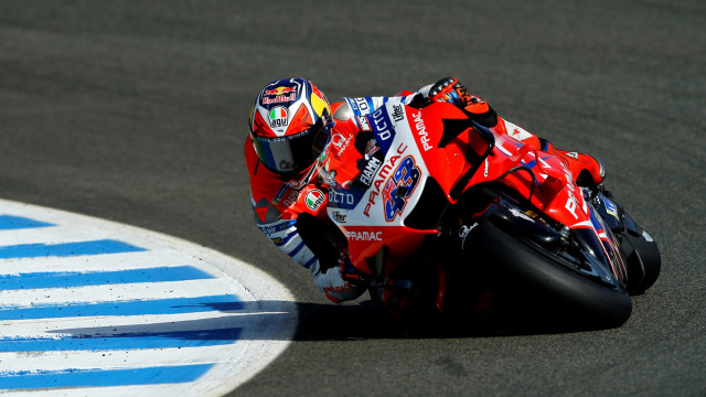 Pebalap Pramac Racing Jack Miller beraksi saat latihan, di Circuito de Jerez, Jerez, Spanyol. Foto: Marcelo Del Pozo/REUTERS