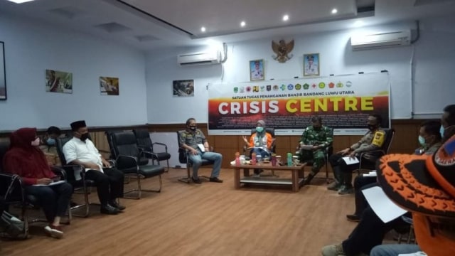 Rapat persiapan kunjungan tiga pimpinan kementerian ke Luwu Utara. Foto: Dok. Kominfo Luwu Utara
