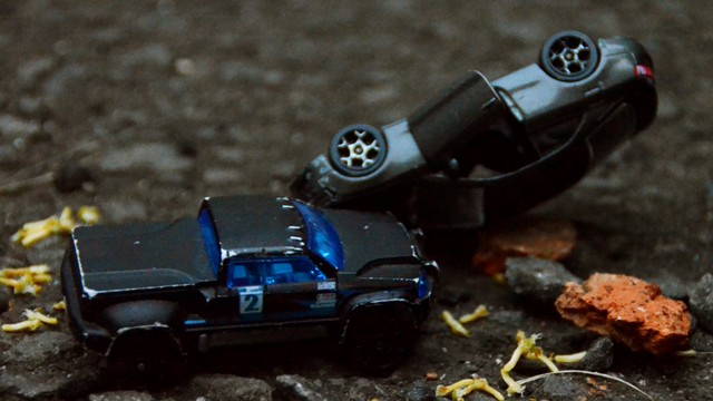 Ilustrasi kecelakaan mobil. Foto: Melly Meiliani/kumparan