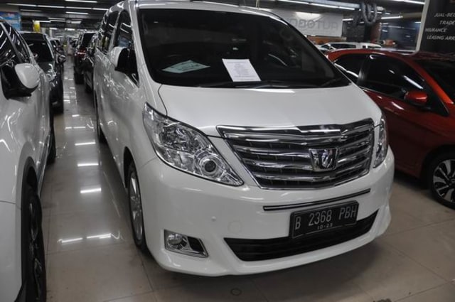 Toyota Alphard Bekas. Foto: dok. WTCM2