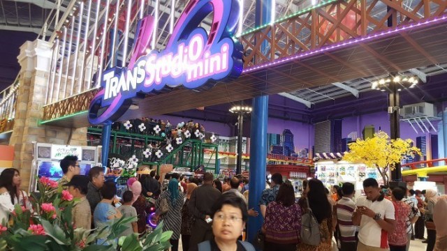 Transmart di Palemabang sebelum pandemi COVID-19. Dok. Urban Id