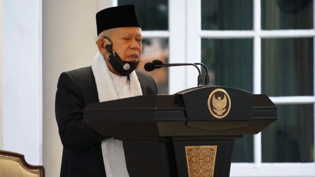 Wakil Presiden KH Ma'ruf Amin pimpin Khotbah Salat Idul Adha di Kediaman dinasnya di Jalan Diponegoro, Jakarta.  Foto: Dok. Setwapres