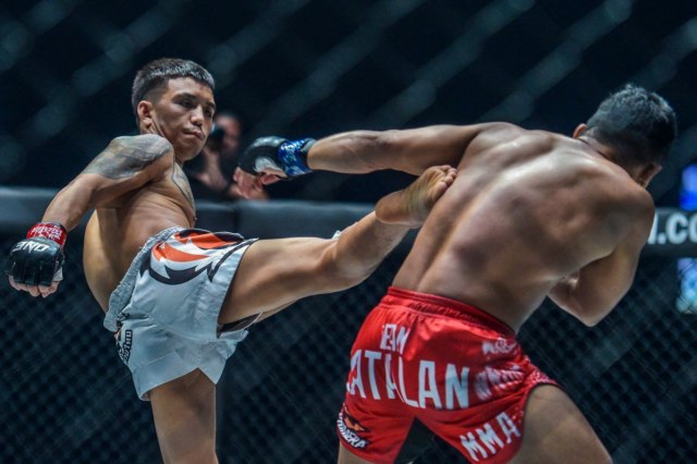 Aksi Pongsiri Mitsatit di ONE Championship (ONE Championship)