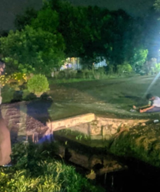 IS kelelahan usai bersembunyi di hutan. Foto: Dok Polresta Pontianak