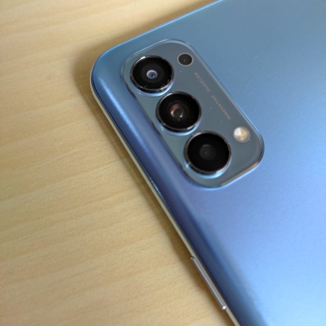 Oppo Reno 4. Foto: Aulia Rahman Nugraha/kumparan
