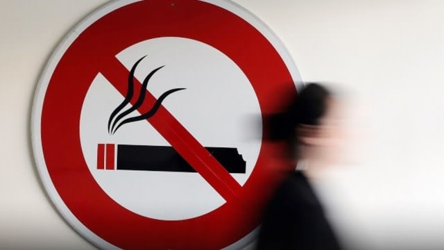 Ilustrasi rokok. Foto: REUTERS/Eric Gaillard 