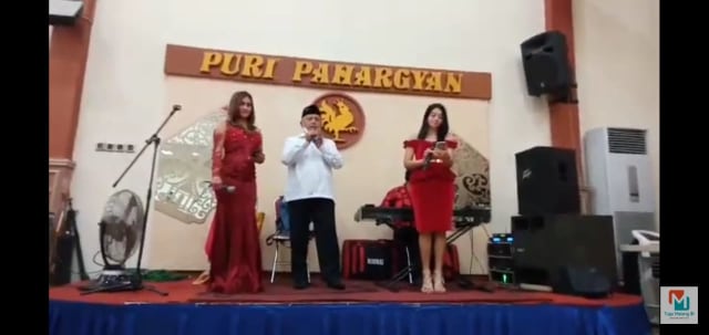 Sanusi (tengah). Foto: Rizal Adhi.