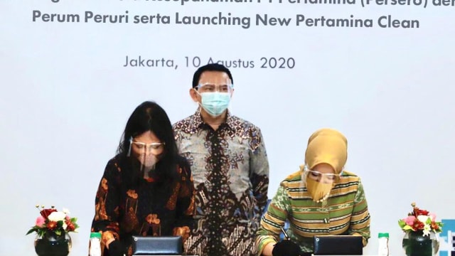 Penandatangan Nota Kesepahaman antara PT Pertamina (Persero) dan Perum Peruri disaksikan oleh Komisaris Utama PT Pertamina (Persero), Basuki Tjahaja Purnama di Kantor Pusat Pertamina, Jakarta Pusat, Senin (10/8). Foto: Pertamina