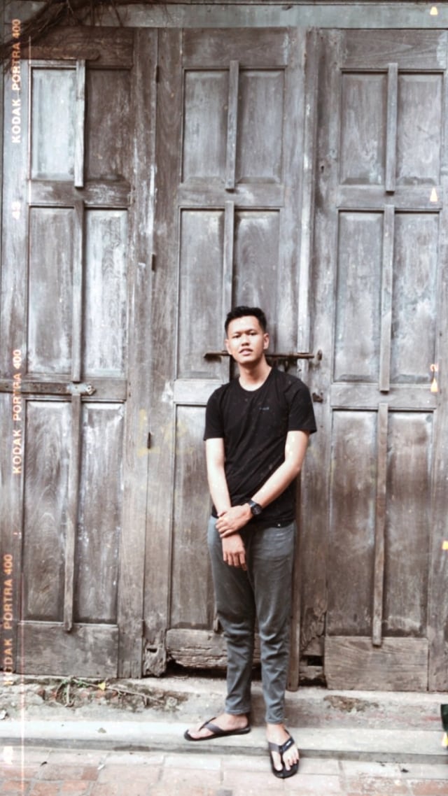 Oleh : Michael Wibowo Joestiawan                       Mahasiswa Tingkat Akhir Fakultas Hukum Universitas Udayana