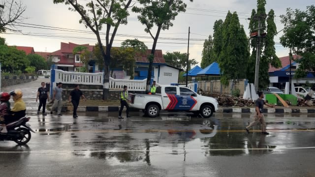 Saat rekonstruksi ulang dilakukan penyidik Polda Sultra untuk melengkapi berkas perkara sesuai petunjuk jaksa. Foto: Wiwid Abid Abadi/kendarinesia.