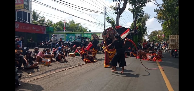 Demo. Foto: Rizal Adhi.