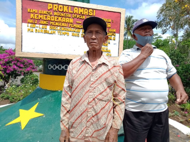 Kembang (kiri). Foto: Rizal Adhi