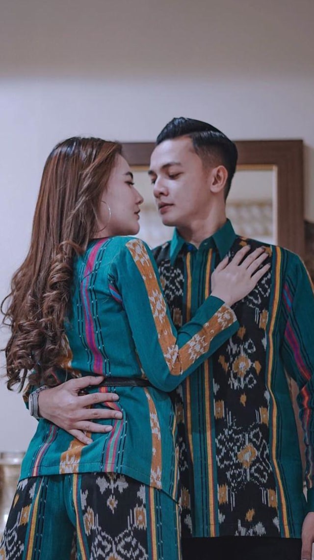 Nella Kharisma dan Dory Harsa. Foto: Erwin Widianto via Instagram/@nellakharisma