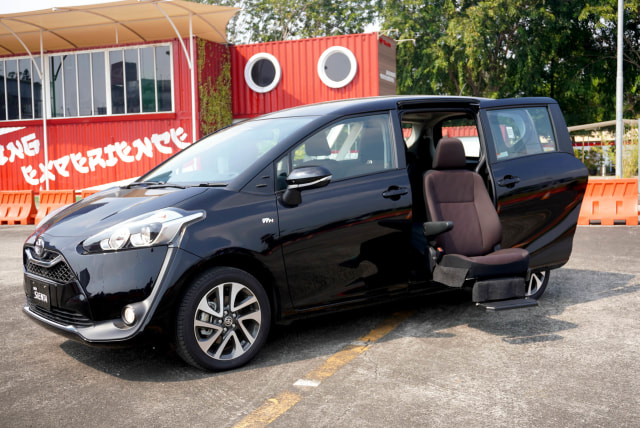 Toyota Sienta Wheelcab. Foto: dok. Toyota Astra Motor