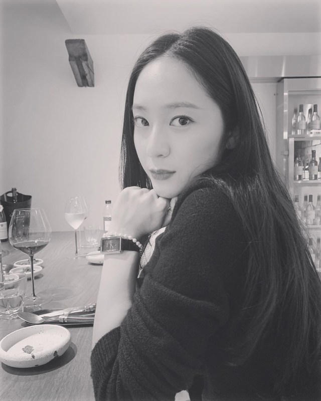 Krystal f(x) Hengkang dari SM Entertainment Setelah 10 Tahun dok @vousmevoyez