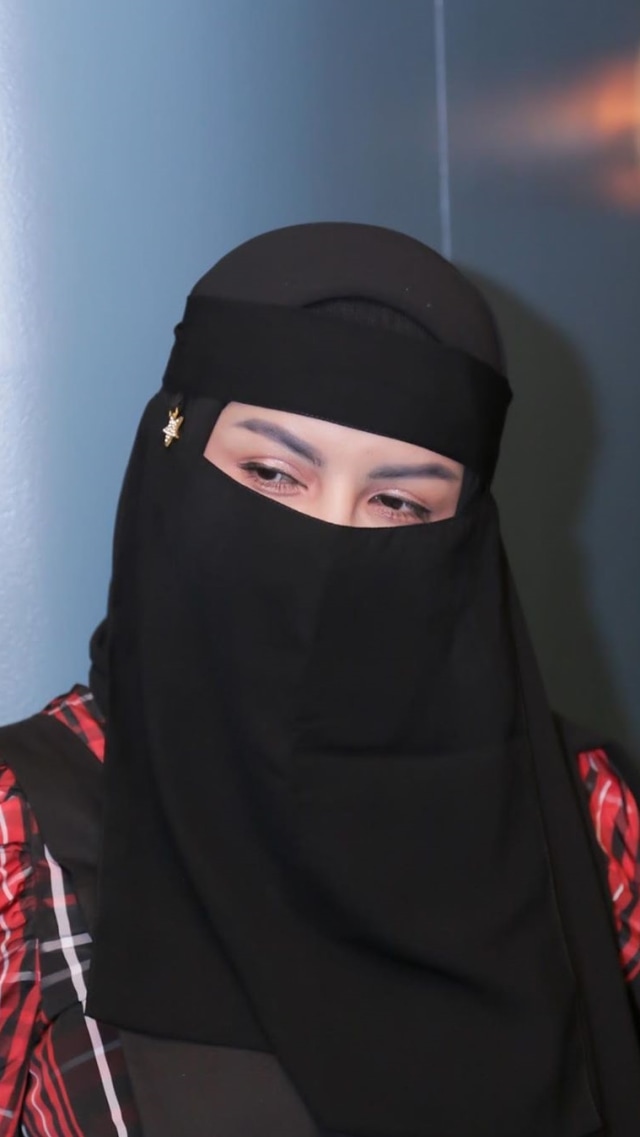 Five Vi hijrah. Foto: Instagram/@five-vrachmawati