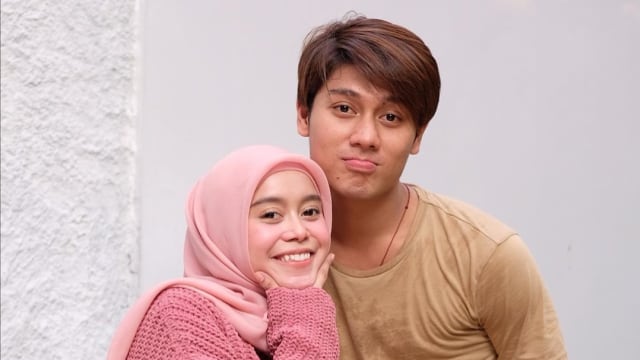 Lesty Kejora dan Rizky Billar. Foto: Instagram/@rizkybillar