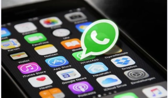 Aplikasi pesan, Whatsapp. Foto: pixabay 
