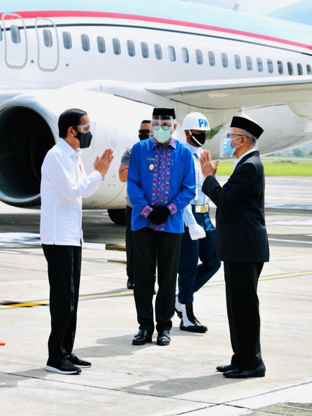 Presiden Joko Widodo tiba di Aceh. Foto: Laily Rachev/ Biro Pers Sekretariat Presiden