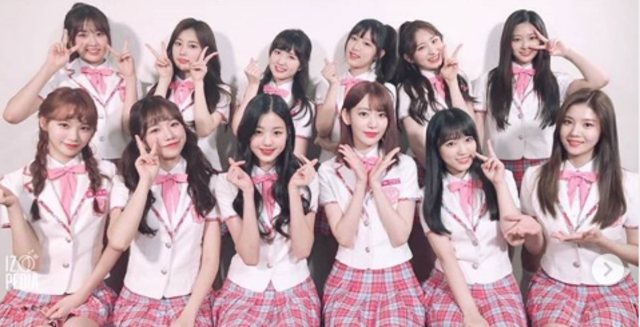 Iz*one Variety Show tampil di TMI News. Foto: .instagram.com/izone.pedia/