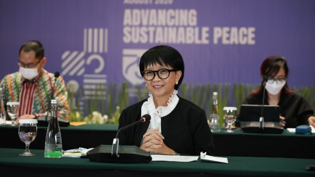 Press Briefing virtual Menteri Luar Negeri Retno Marsudi, Kamis (27/8). Foto: Kementerian Luar Negeri