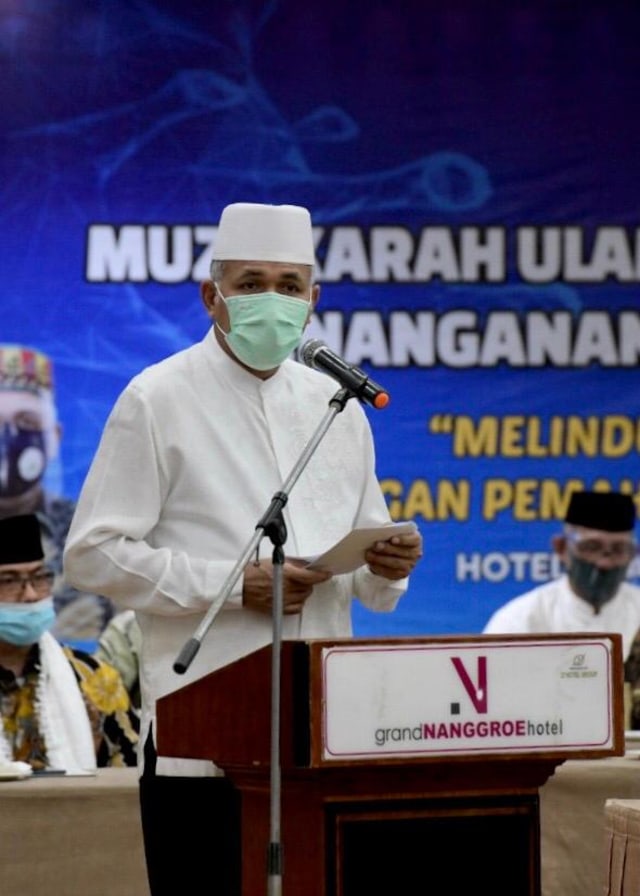 Plt Gubernur Aceh saat membuka Muzakarah Ulama. Foto: Humas Aceh