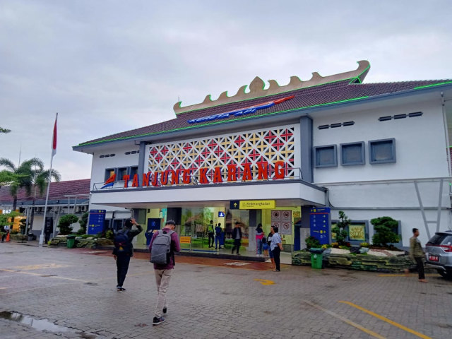 Stasiun Kerata Api Tanjungkarang Di Bandar Lampung, Jumat (28/8) | Foto : Sidik Aryono/ Lampung Geh