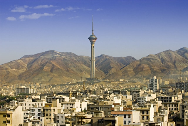 Teheran Skyline. Sumber: Flickr.com
