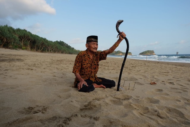 Mbah Kadet. Foto: Rizal Adhi