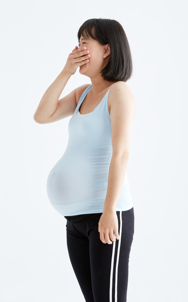 Ilustrasi yang janin rasakan saat ibu hamil tertawa. Foto: Shutterstock