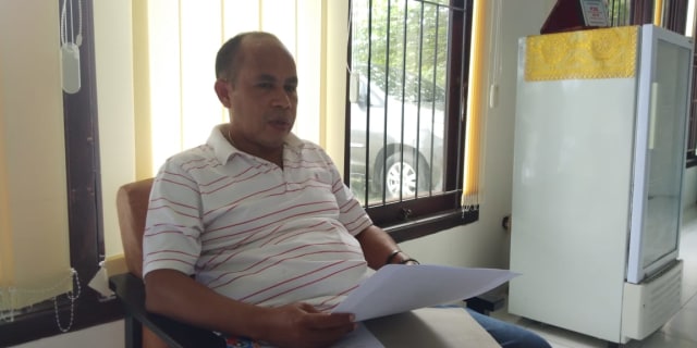 Kepala BKPSDM Kaimana Drs. Donald R Wakum