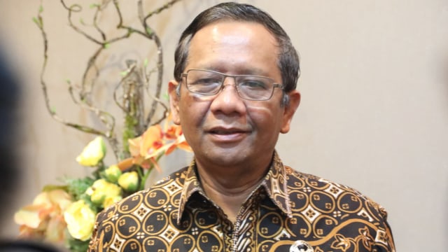 Menko Polhukam Mahfud MD menggelar rapat bersama perwakilan KPK, Kejagung, dan Polri terkait penanganan perkara. Foto: Dok. Humas Kemenko Polhukam