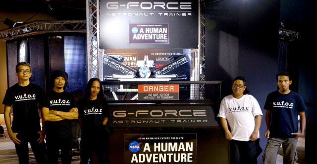 Venzha Christ, kedua dari kiri, bersama tim dari v.u.f.o.c. Foto: Istimewa. 