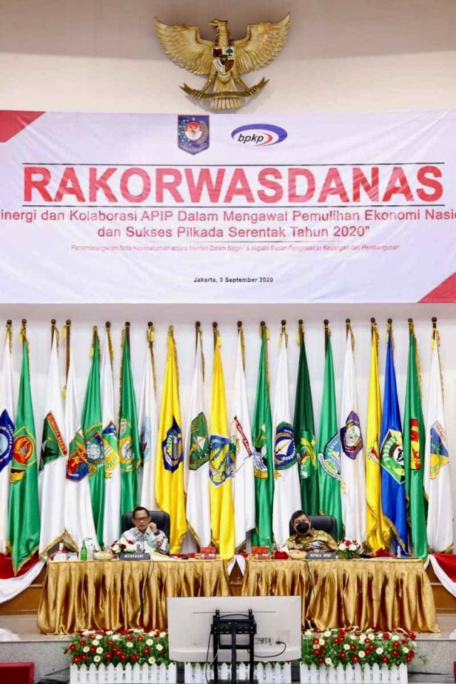 Mendagri : Jangan Ada Konvoi Massa Saat Pendaftaran Pasangan Calon 