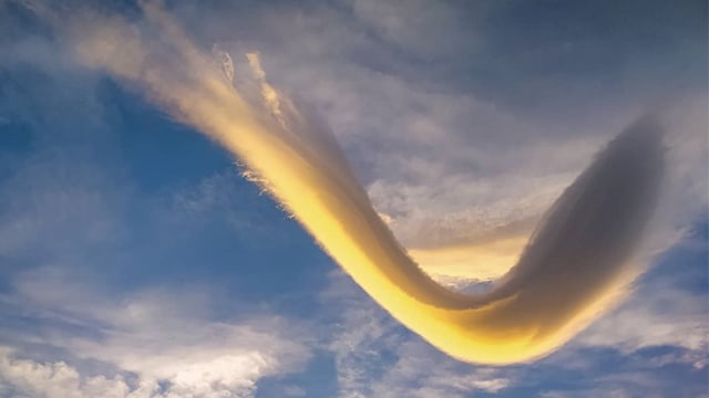 Awan unik di Wonosobo. (Foto: @wonosobozone/Instagram)
