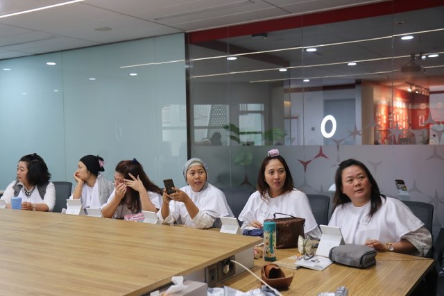 Enterpriser Perempuan HDI Tengah Rajin Menyimak Product Knowledge