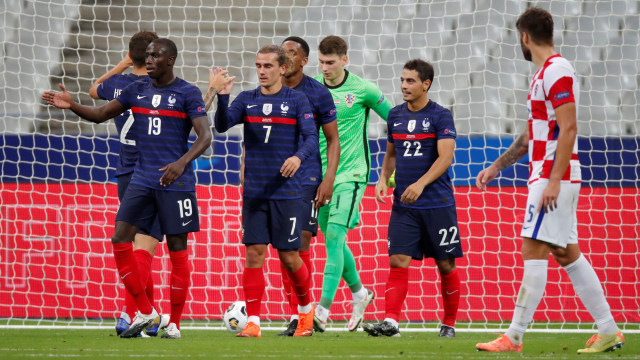 Selebrasi pemain timnas Prancis usai mencetak gol ke gawang Kroasia pada pertandingan UEFA Nations League di Stade de Prancis, Saint-Denis, Prancis. Foto: Charles Platiau/REUTERS