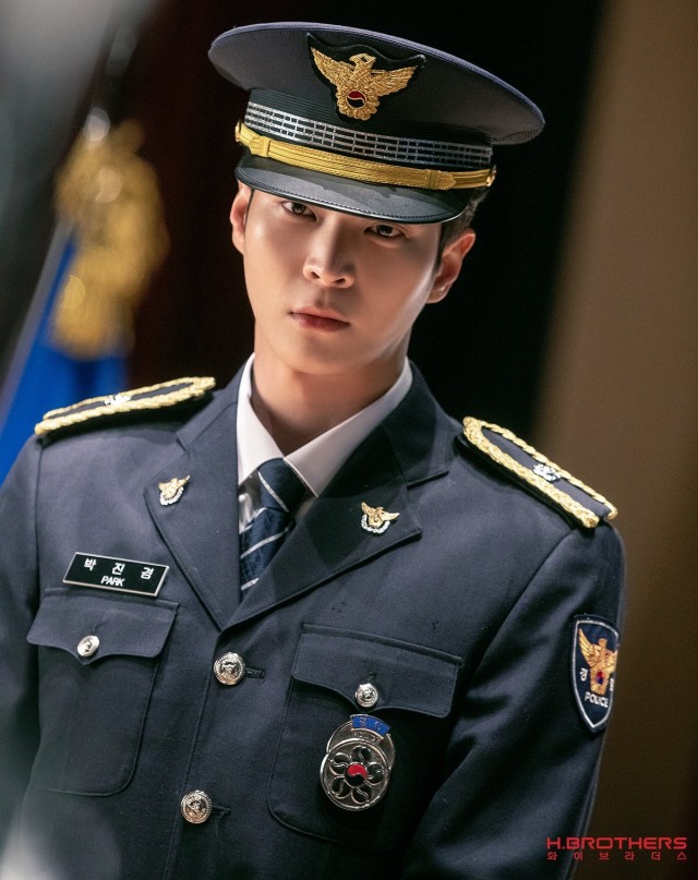 Dok. Huayi Brothers