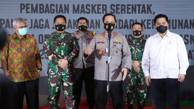 Wakapolri Komjen Pol Gatot Eddy Pramono saat kampanye protokol kesehatan di Polda Metro Jaya, Jakarta.  Foto: Polda Metro Jaya 
