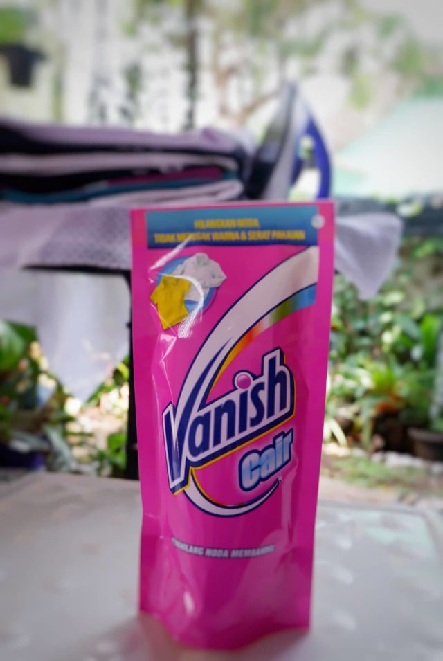 Review Menghilangkan Noda Pakaian dengan Vanish