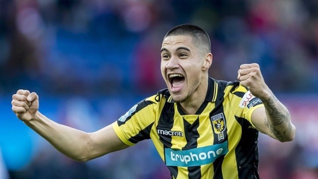 Pemain keturunan Indonesia, Kevin Diks Bakarbessy saat membela Vitesse. Foto: Instagram/@kevindiks2