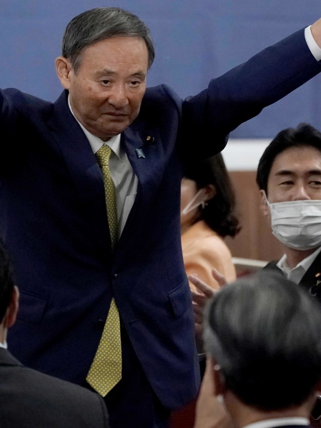 kemenangan Yoshihide Suga jadi pemimpin partai penguasa Jepang. Foto: Eugene Hoshiko / POOL / AFP