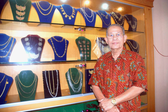 Haji Harun Keuchik Leumiek. Foto: Adi Warsidi