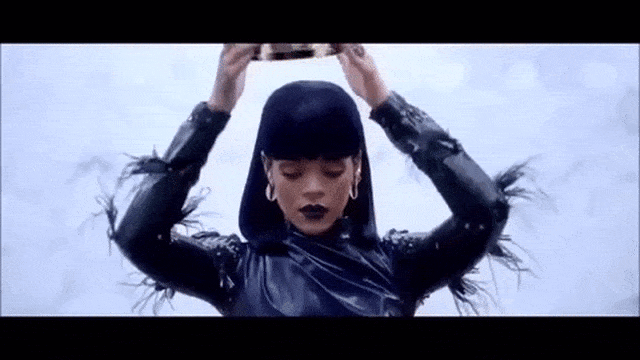 Netizen ingin Rihanna jadi Ratu Barbados gantikan Ratu Elizabeth II. Foto: dok. YouTube