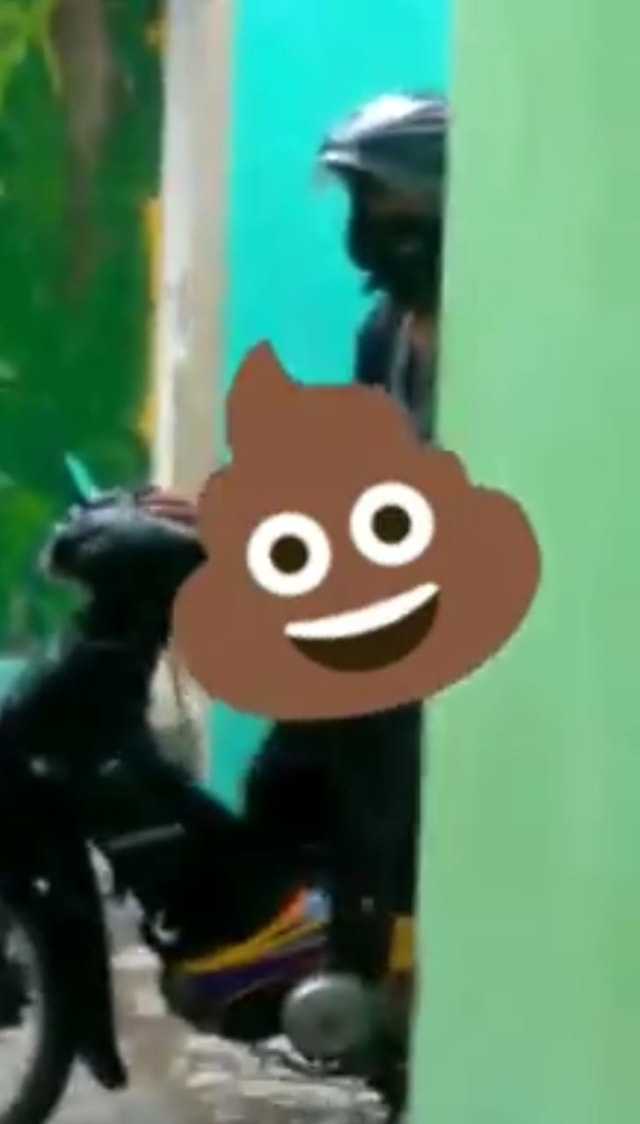 Tangkapan layar video aksi pamer kelamin, di Jalan Cakalang RT 4 RW 1, Kelurahan Polowijen, Kecamatan Blimbing, Kota Malang, pada Senin (21/9/2020).