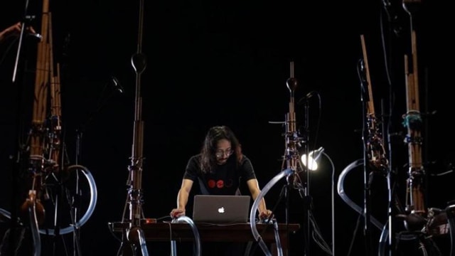 Nursalim Yadi Anugerah, komponis dan multi-instrumentalis asal Pontianak, Kalimantan Barat. Foto: Dok Hi!Pontianak